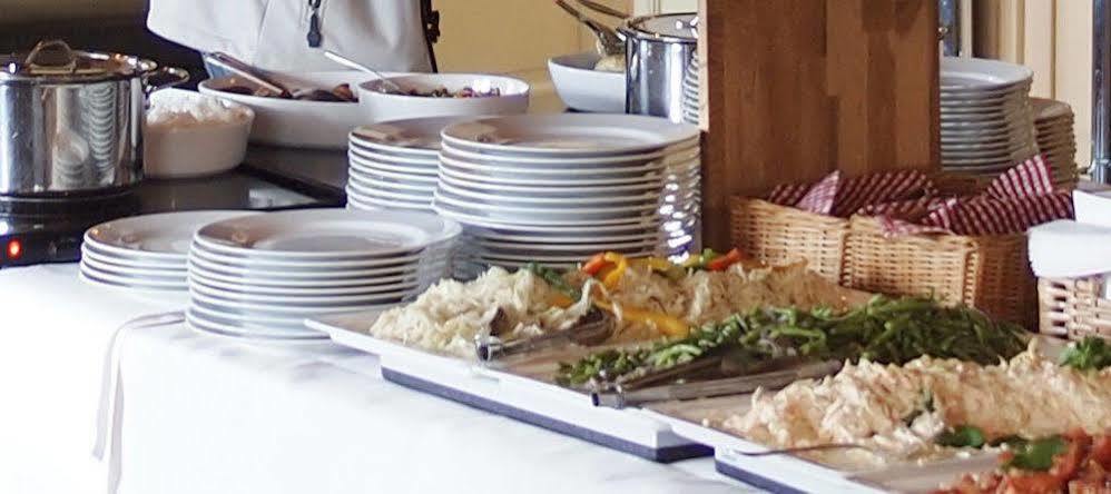 Insjoens Hotell Экстерьер фото